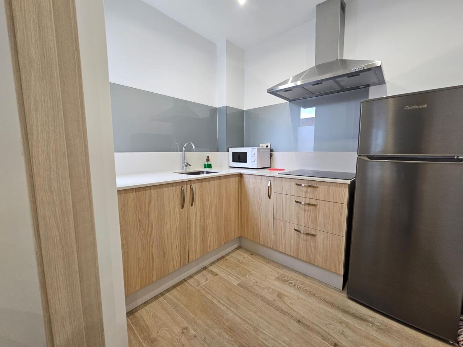 Inicia Avio Apartamentos Сантьяго-де-Компостела Екстер'єр фото